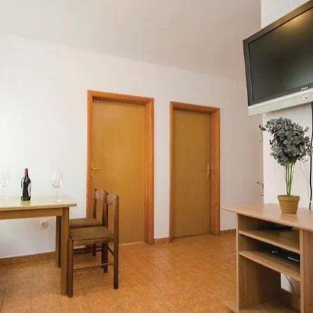 Iovo Trogir