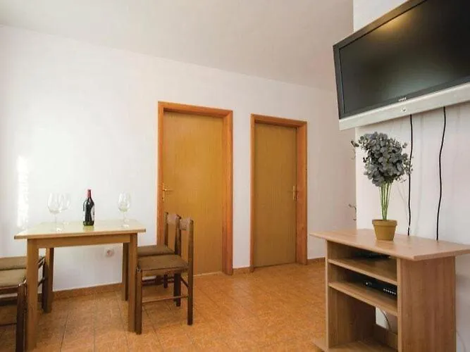 Iovo Trogir